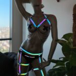 Gece Club Elbiseleri Işıkta Yansıyan Harness Takım